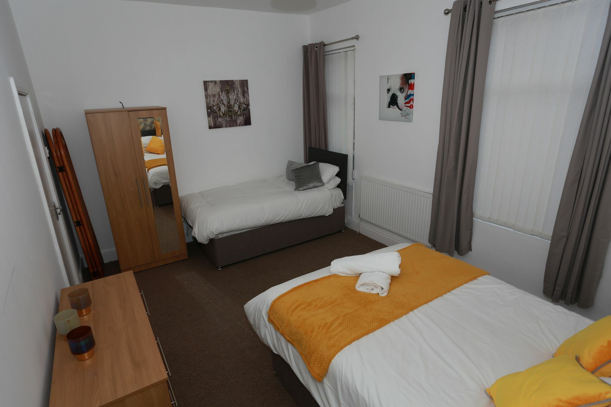 The Liberty Cosy 3 Bed Hotel 3*